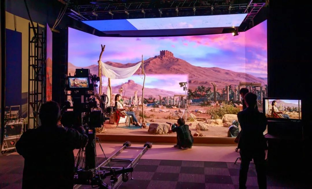 ������Ӱ�LED��ҵ��������